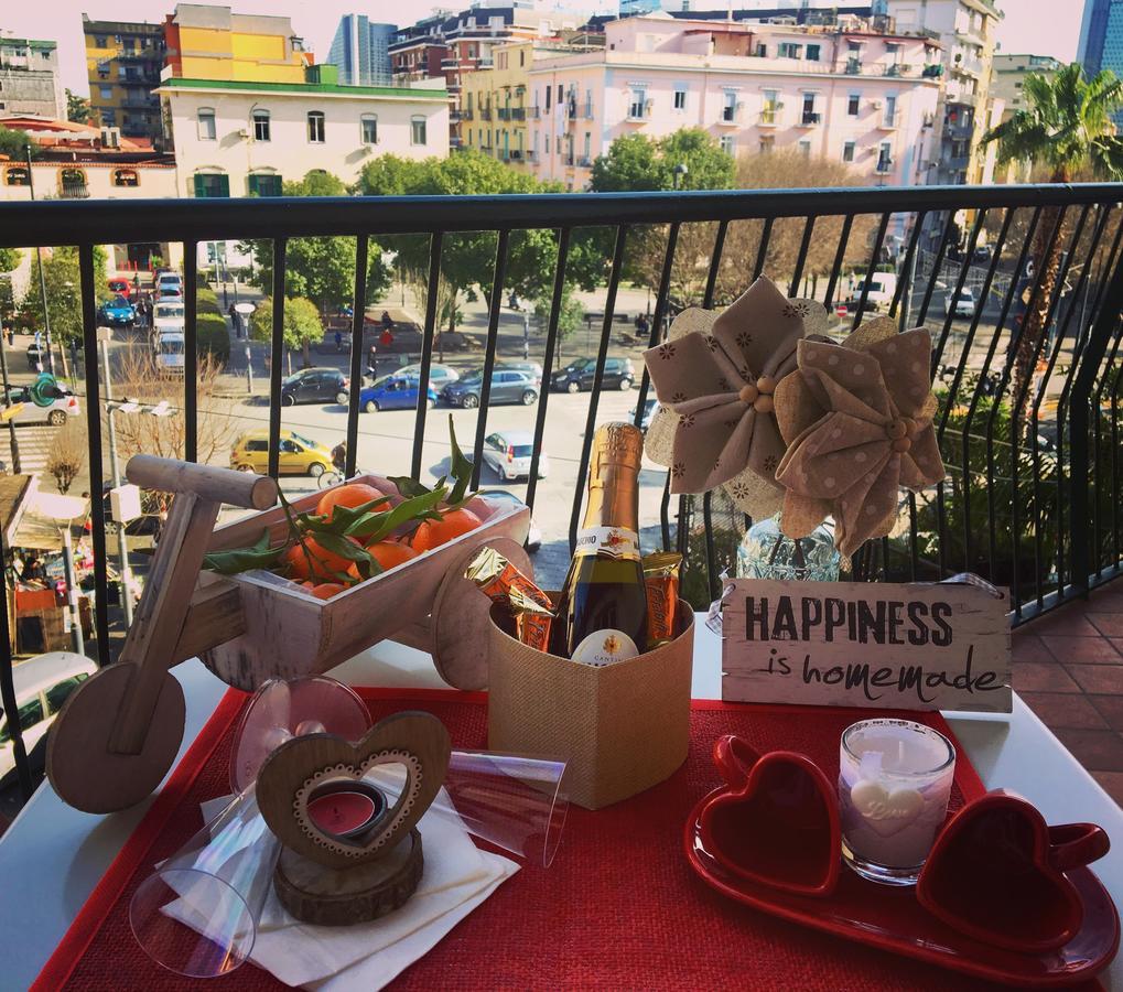 Holiday Garibaldi Napoli Bed & Breakfast Екстериор снимка
